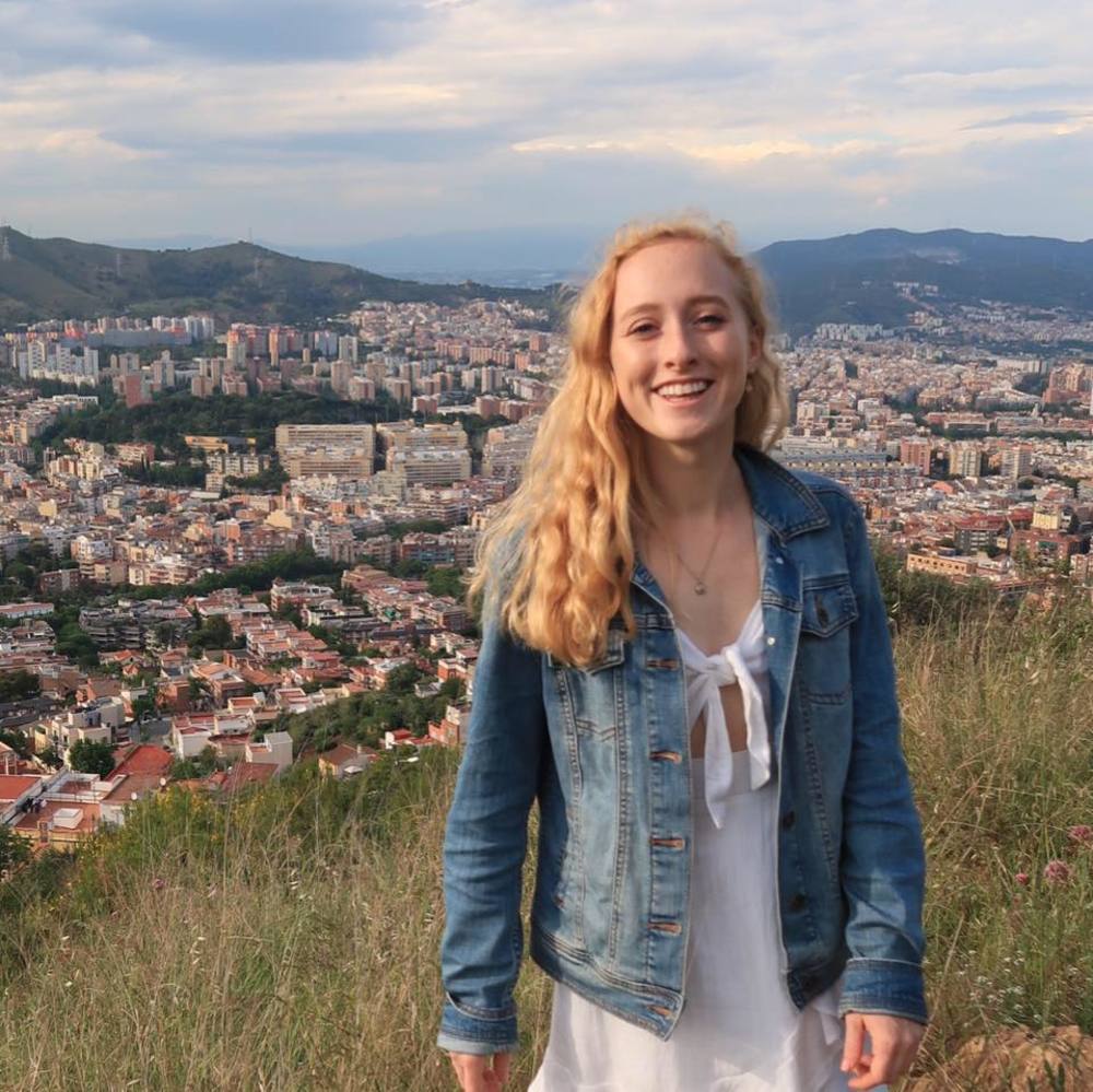 Meet your Posher, Emily